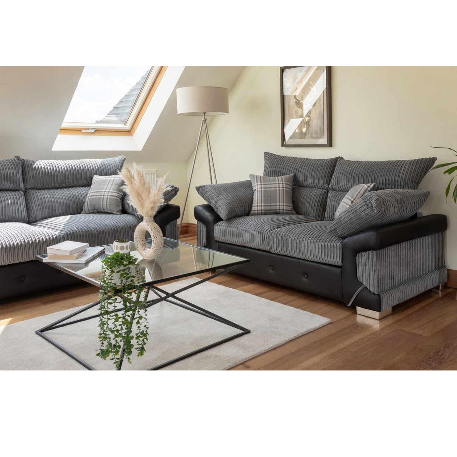 Axania Sofa Set - Black / Grey